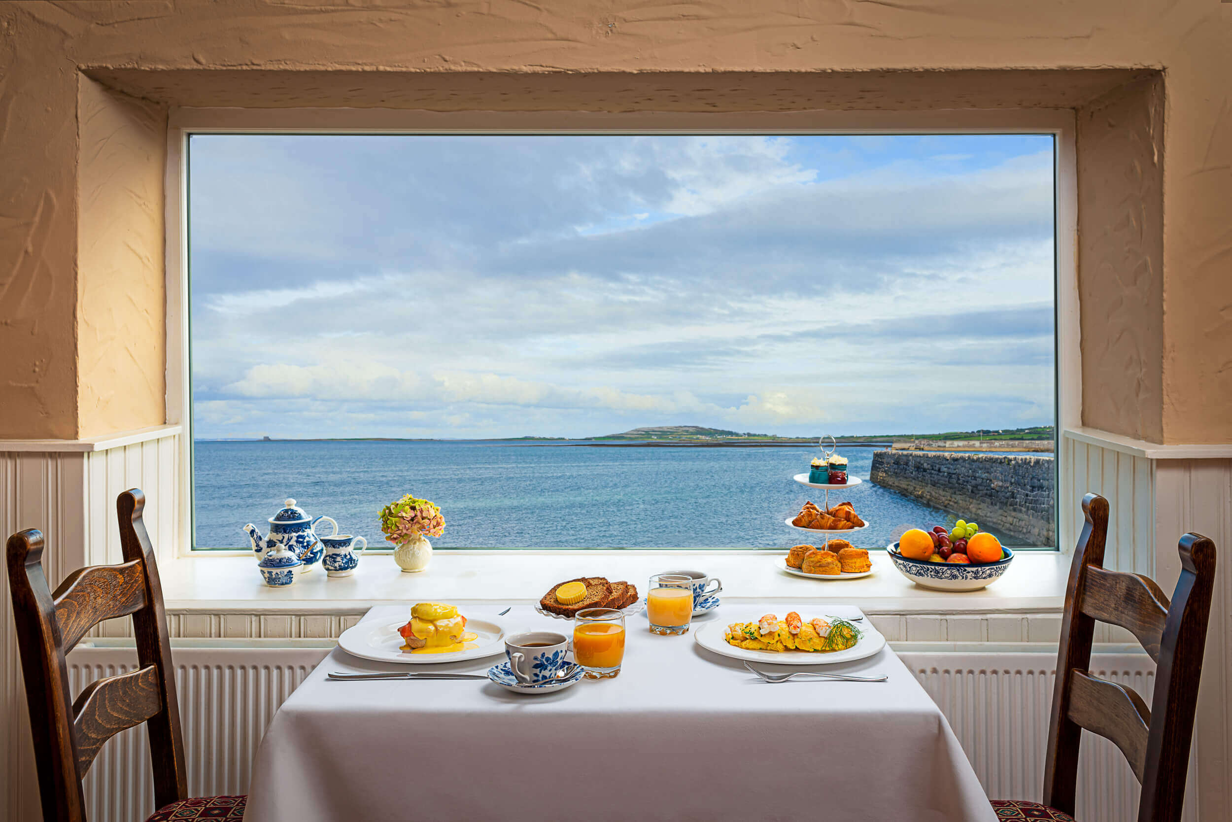 monks_restaurant_low_resolution-1